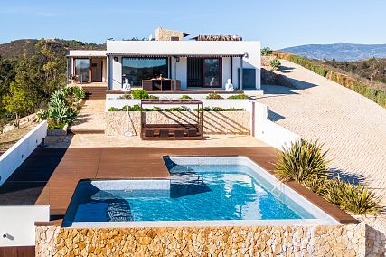 PARADISE COUNTRY VILA